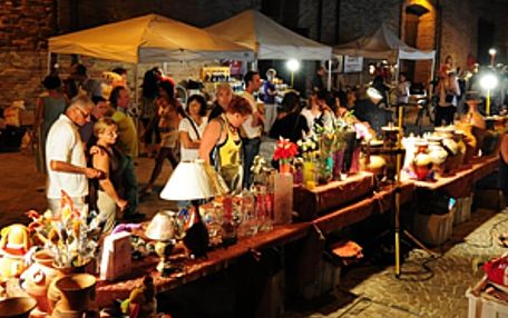 Mercati e Mercatini Mercati e Mercatini